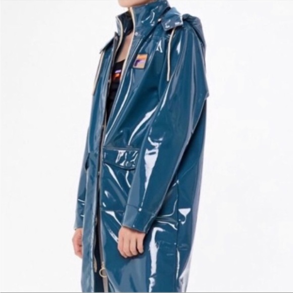 Rare Filla X UO Exclusive Rubber Rain Jacket - Picture 3 of 6